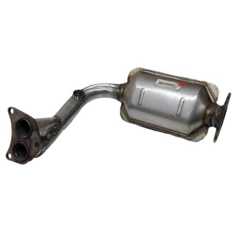 Davico Mfg Catalytic Converter P/N:13066 Fits: Mercury Villager 00-94, Nissan Quest 00-94 Image 1