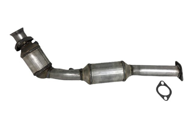 Davico Mfg Catalytic Converter P/N:44531 Fits: Ford Crown Victoria 02-95, Lincoln Town Car 02-95, Mercury Grand Marquis 02-96 Image 1