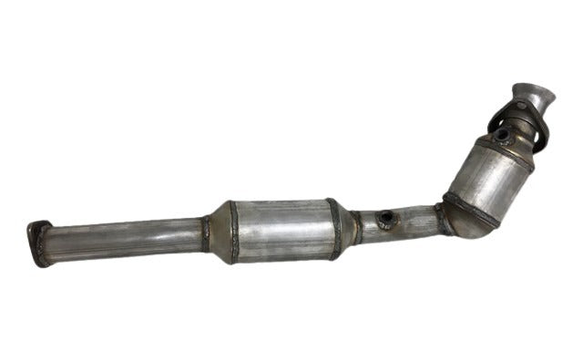 Davico Mfg Catalytic Converter P/N:14531 Fits: Ford Crown Victoria 02-95, Lincoln Town Car 02-95, Mercury Grand Marquis 02-96 Image 2