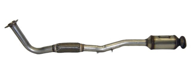 Davico Mfg Catalytic Converter P/N:16118 Fits: Toyota Camry 00-97, Toyota Solara 00-99 Image 1