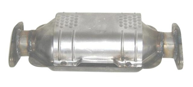 Davico Mfg Catalytic Converter P/N:17074 Fits: Kia Sephia 01-00, Kia Spectra 04-00 Image 1