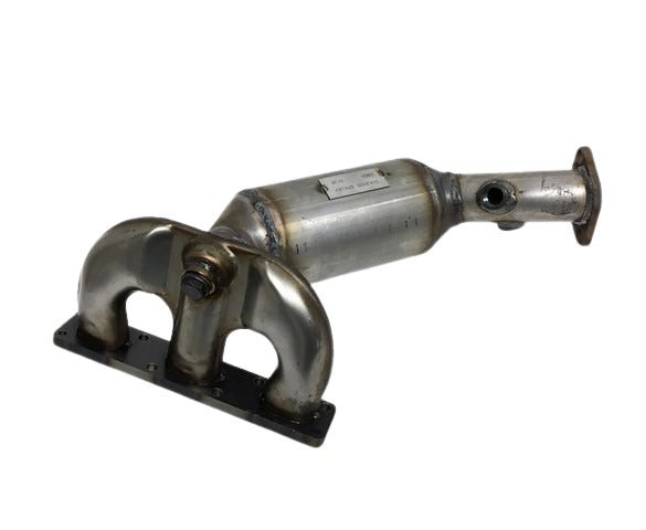 Davico Mfg Catalytic Converter P/N:17101 Fits: BMW 323ci 2000, BMW 323i 00-99, BMW 328ci 2000, BMW 528i 00-99, BMW Z3 00-99 Image 2