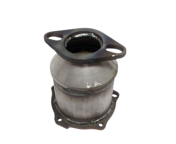 Davico Mfg Catalytic Converter P/N:17133 Fits: Hyundai Xg350 05-02, Kia Amanti 06-04, Kia Sedona 05-02 Image 1