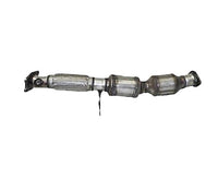 Davico Mfg Catalytic Converter P/N:17302 Fits: Volvo C30 10-07, Volvo S40 10-04, Volvo V50 10-05 Image 1