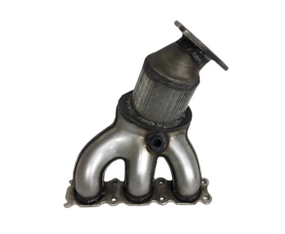 Davico Mfg Catalytic Converter P/N:17332 Fits: Volvo S80 14-11, Volvo Xc60 15-11, Volvo Xc70 15-11 Image 2