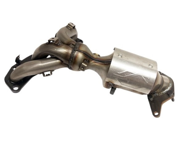 Davico Mfg Catalytic Converter P/N:17396 Fits: Nissan Rogue 16-08, Nissan Rogue 13-08, Nissan Rogue Select 15-14, Nissan Rogue Select 15-14 Image 1