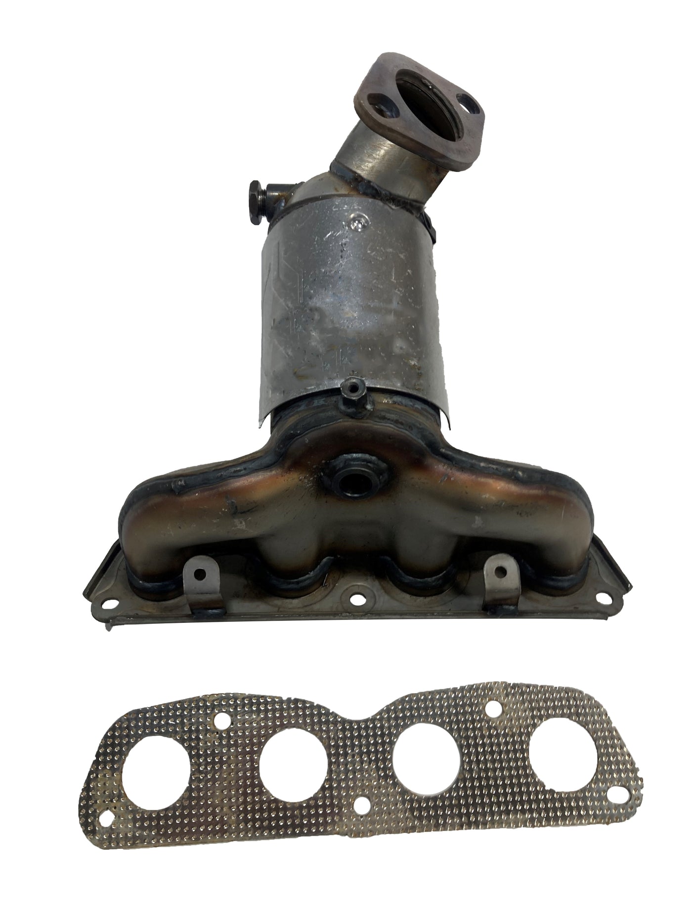 Davico Mfg Catalytic Converter P/N:17408 Fits: Hyundai Elantra 15-11, Hyundai Elantra 19-17, Kia Forte 15-14, Kia Forte 18-17, Kia Soul 19-17 Image 1