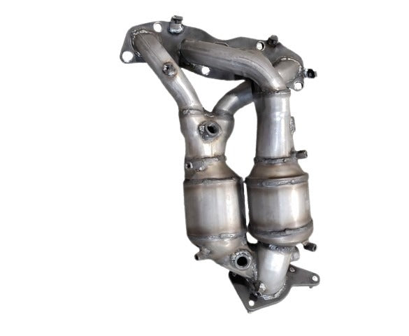 Davico Mfg Catalytic Converter P/N:17485 Fits: Nissan Sentra 12-07 Image 1