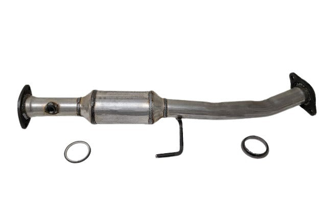 Davico Mfg Catalytic Converter P/N:17551 Fits: Toyota Sienna 13-11 Image 1