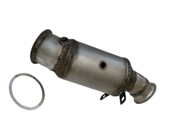 Davico Mfg Catalytic Converter P/N:17652 Fits: BMW 335i, BMW 335i Gt Xdrive, BMW 335i Xdrive, BMW 435i, BMW 435i Gran Coupe, BMW 435i Xdrive, BMW 435i Xdrive Gran Coupe, BMW Activehybrid 3, BMW M2, BMW M235i, BMW M235i Xdrive Image 1