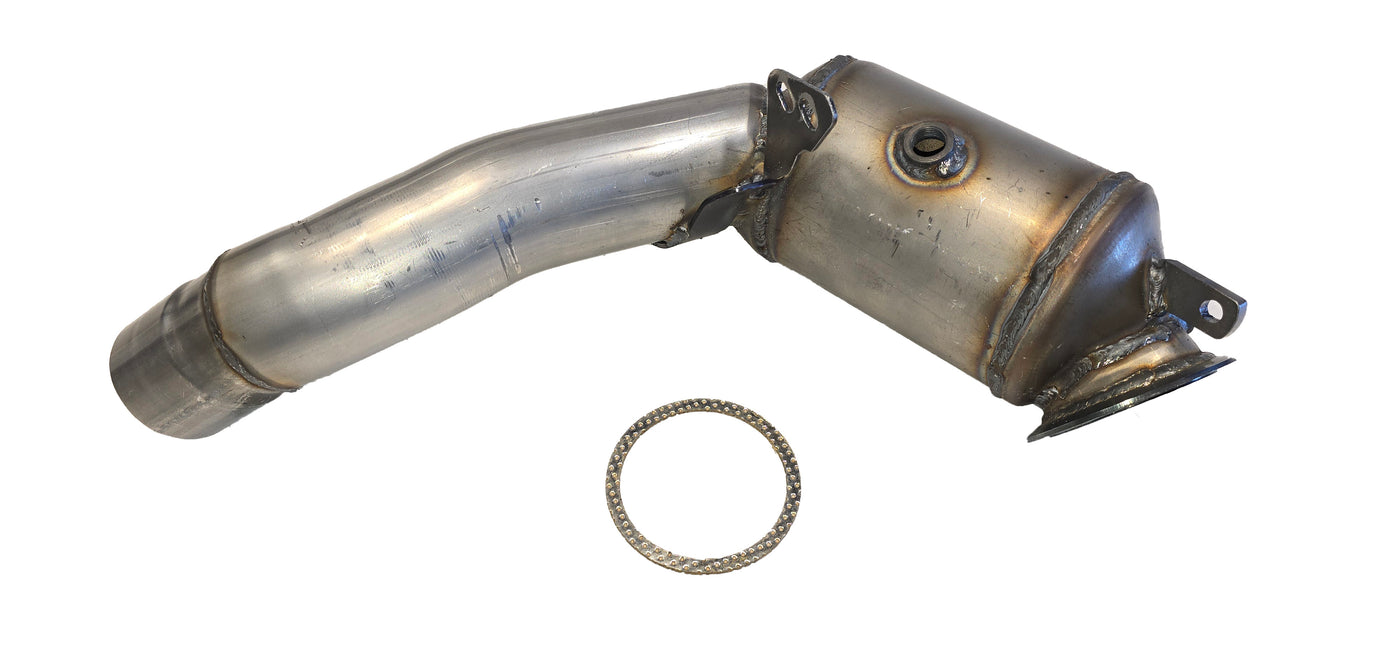 Davico Mfg Catalytic Converter P/N:17669 Fits: BMW M5 16-13, BMW M6 18-12, BMW M6 Gran Coupe 19-14 Image 1