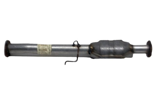 Davico Mfg Catalytic Converter P/N:18011 Fits: Toyota Tacoma 00-99 Image 1