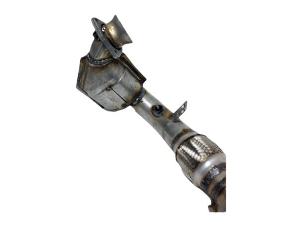 Davico Mfg Catalytic Converter P/N:18017 Fits: Saab 9-5 09-99 Image 2