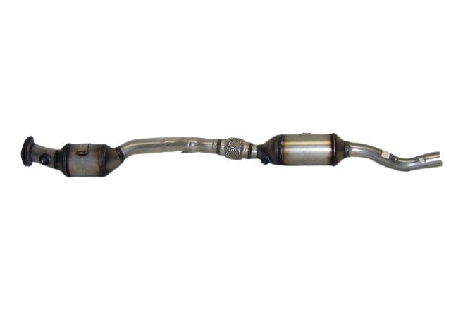 Davico Mfg Catalytic Converter P/N:18033 Fits: Audi A6 01-00, Audi A6 Quattro 01-00, Volkswagen Passat 05-00 Image 1