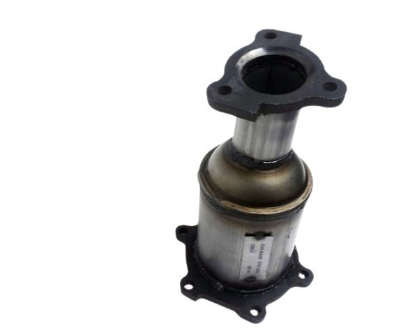 Davico Mfg Catalytic Converter P/N:18044 Fits: Infiniti Qx4 03-01, Nissan Pathfinder 04-01 Image 2