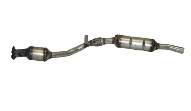 Davico Mfg Catalytic Converter P/N:18074 Fits: Audi A6 01-00, Audi A6 Quattro 01-00, Volkswagen Passat 05-00 Image 1