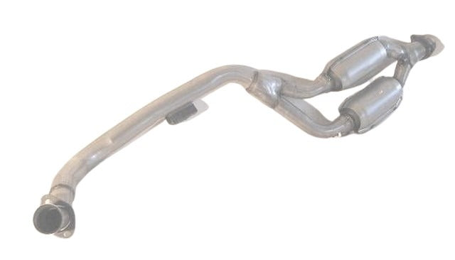 Davico Mfg Catalytic Converter-Direct Fit P/N:174828 Fits: Mercedes-benz C220 96-95, Mercedes-benz C230 1997 Image 1