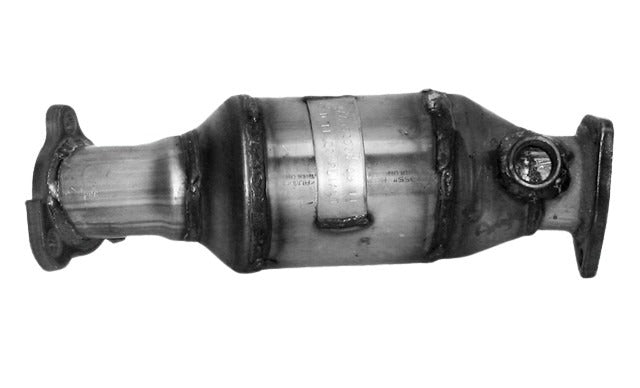 Davico Mfg Catalytic Converter P/N:18154 Fits: Nissan Frontier 01-99, Nissan Xterra 03-00 Image 1