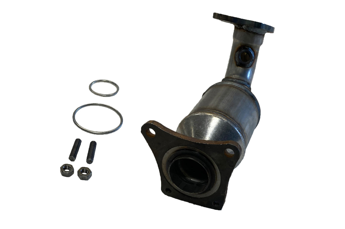 Davico Mfg Catalytic Converter P/N:18201 Fits: Nissan Altima 06-05, Nissan Maxima 08-04, Nissan Quest 09-04 Image 1