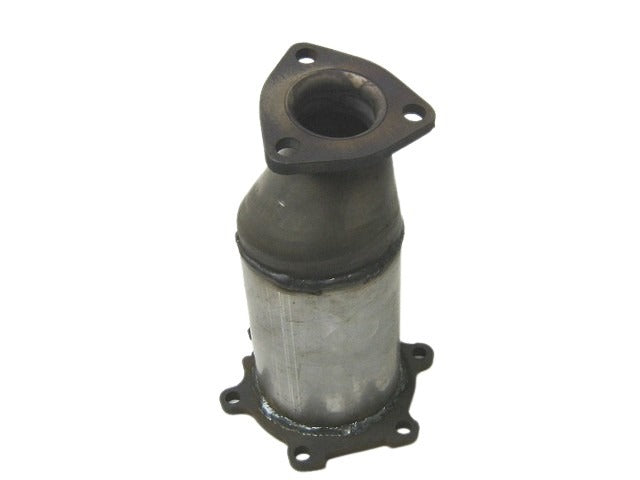 Davico Mfg Catalytic Converter P/N:18215 Fits: Infiniti Qx4 00-97, Nissan Pathfinder 00-96 Image 1
