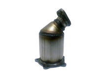 Davico Mfg Catalytic Converter P/N:18226 Fits: Hyundai Santa Fe 06-03 Image 1