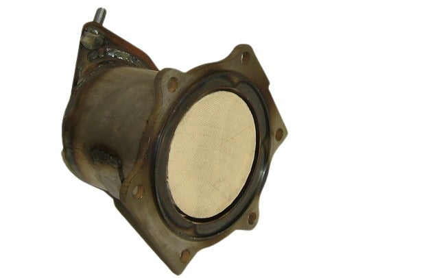 Davico Mfg Catalytic Converter P/N:18241 Fits: Nissan Sentra 06-03 Image 2