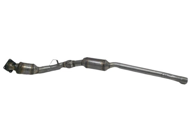 Davico Mfg Catalytic Converter P/N:18368 Fits: Audi S4 02-00 Image 1