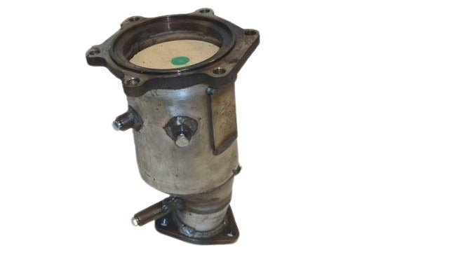 Davico Mfg Catalytic Converter P/N:18374 Fits: Infiniti Qx4 00-97, Nissan Pathfinder 00-96 Image 1