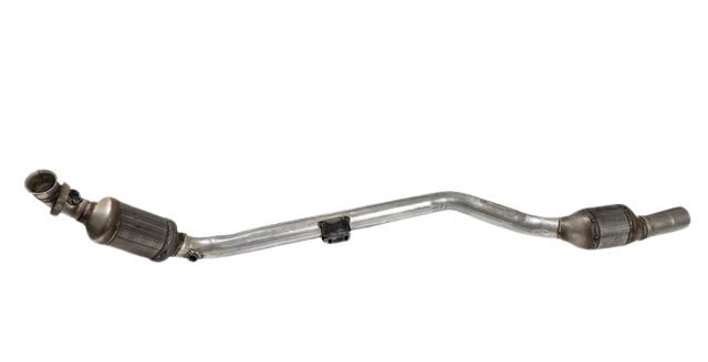 Davico Mfg Catalytic Converter P/N:18517 Fits: Mercedes-benz Clk500 04-03 Image 1
