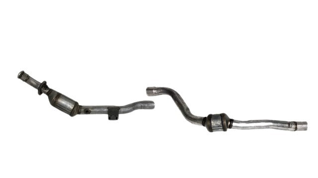 Davico Mfg Catalytic Converter P/N:18531 Fits: Mercedes-benz E320 05-03 Image 1