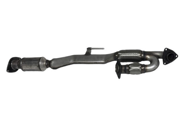 Davico Mfg Catalytic Converter P/N:48538 Fits: Nissan Quest 14-11 Image 1