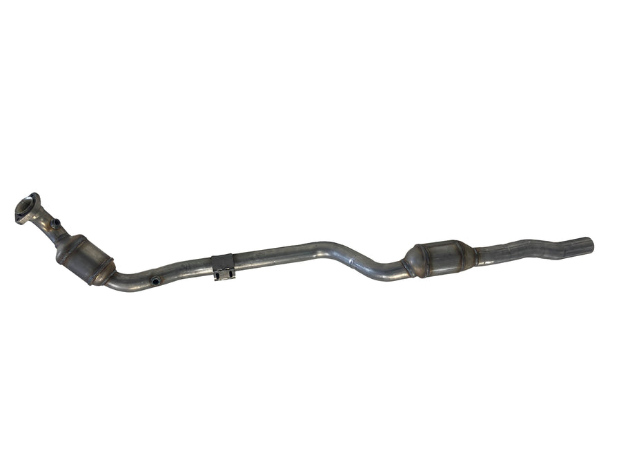 Davico Mfg Catalytic Converter P/N:18601 Fits: Mercedes-benz Cls500 2006, Mercedes-benz E320 05-03, Mercedes-benz E500 06-03 Image 1