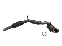 Davico Mfg Catalytic Converter P/N:18604 Fits: Volkswagen Golf 21-19, Volkswagen Golf Sportwagen 2019, Volkswagen Jetta 21-19 Image 1