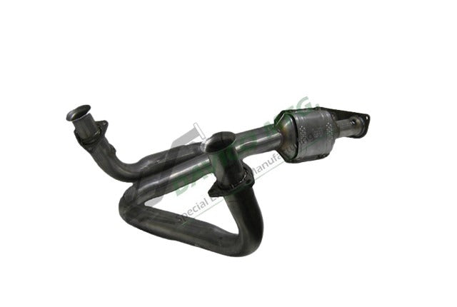 Davico Mfg Catalytic Converter P/N:104163 Fits: Chevrolet C2500, Chevrolet C2500 Suburban, Chevrolet C3500, GMC C2500, GMC C2500 Suburban, GMC C3500, GMC K2500, GMC K2500 Suburban, GMC K3500 Image 2