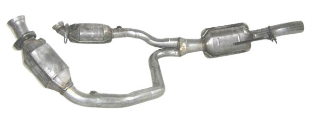 Davico Mfg Catalytic Converter P/N:19098 Fits: Dodge Ram 1500 Van 02-01, Dodge Ram 2500 Van 02-01, Dodge Ram 3500 Van 02-01 Image 1