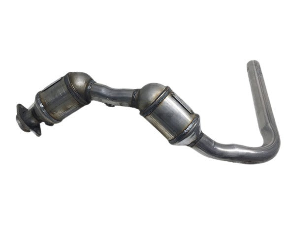 Davico Mfg Catalytic Converter P/N:493082 Fits: Jeep Wrangler 11-07 Image 2