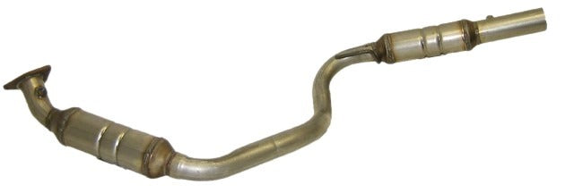 Davico Mfg Catalytic Converter-Direct Fit P/N:108397 Fits: Chevrolet Express 3500 2003, Chevrolet Express 3500 2006, GMC Savana 3500 2003, GMC Savana 3500 2006 Image 1