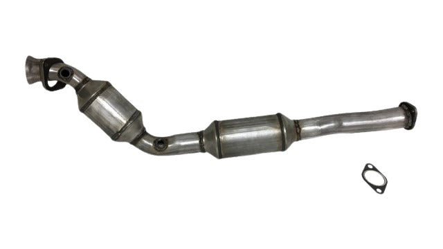 Davico Mfg Catalytic Converter P/N:19532 Fits: Ford Crown Victoria 10-03, Lincoln Town Car 10-03, Mercury Grand Marquis 10-03, Mercury Marauder 04-03 Image 1