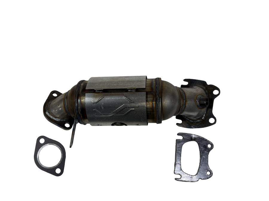 Davico Mfg Catalytic Converter P/N:19674 Fits: Chrysler 200 17-15, Jeep Cherokee 22-14 Image 1