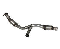 Davico Mfg Catalytic Converter P/N:197192 Fits: Cadillac Escalade 20-15, Cadillac Escalade Esv 20-15, Chevrolet Silverado 1500 18-14, Chevrolet Suburban 20-19, Chevrolet Tahoe 20-18, GMC Sierra 1500 18-14, GMC Yukon 20-15 Image 1