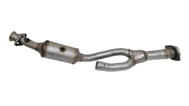 Davico Mfg Catalytic Converter P/N:197712 Fits: Ford Transit-150 19-15, Ford Transit-250 19-15, Ford Transit-350 19-15, Ford Transit-350 Hd 19-15 Image 1