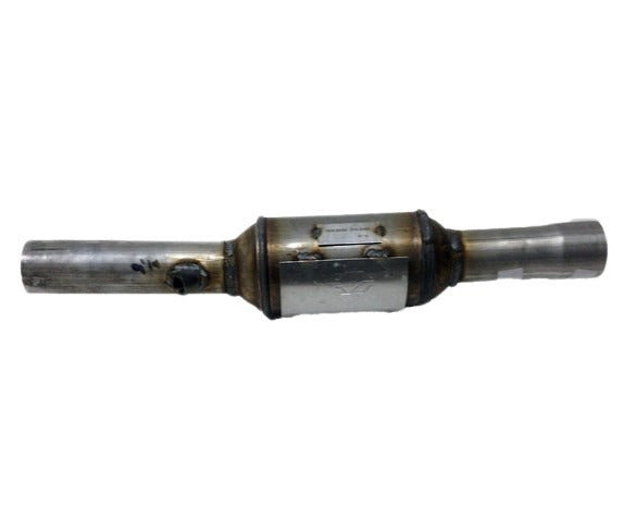 Davico Mfg Catalytic Converter-Direct Fit P/N:179946 Fits: Jeep Cherokee 2000, Jeep Cherokee 97-96 Image 1